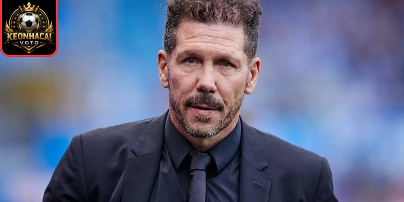 Simeone đá xoáy tương lai Vinicius, ám chỉ Perez sẵn sàng “trảm” ngôi sao Real 1 Lời mỉa mai của Simeone: Không chỉ nhắm vào Vinicius