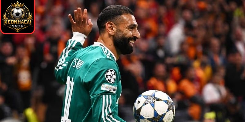 Liverpool vs Galatasaray (03:00 19/03): Salah bùng nổ, The Kop tạo cơn mưa 4 bàn (Cúp C1) 2 Salah lột xác trong hiệp hai, Liverpool bùng nổ 4 bàn