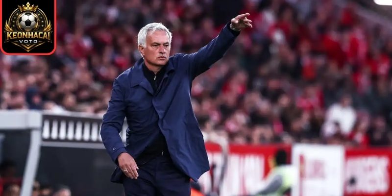 Real Madrid “thay máu” toàn diện khi Mourinho trở lại ghế nóng 1 Mourinho mở màn cuộc “đại phẫu” Real Madrid